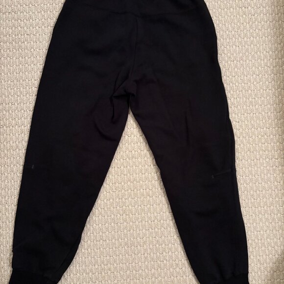Bundle: Nike Joggers + Adidas Joggers + 2 Under Armour Shorts - Picture 7 of 13